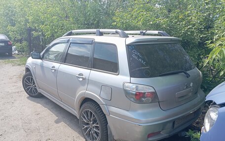Mitsubishi Outlander III рестайлинг 3, 2006 год, 900 000 рублей, 2 фотография