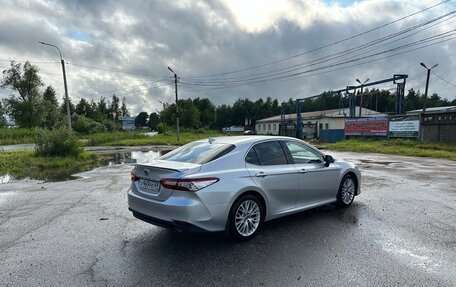 Toyota Camry, 2018 год, 2 860 000 рублей, 3 фотография