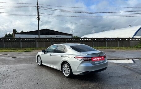 Toyota Camry, 2018 год, 2 860 000 рублей, 4 фотография