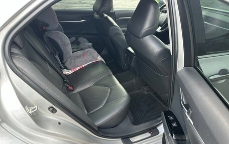 Toyota Camry, 2018 год, 2 860 000 рублей, 7 фотография
