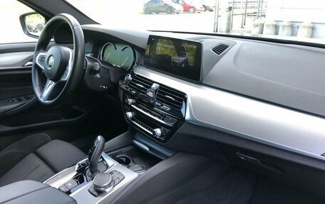 BMW 5 серия, 2017 год, 3 450 000 рублей, 11 фотография
