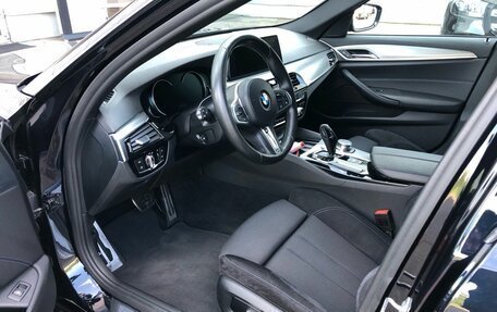 BMW 5 серия, 2017 год, 3 450 000 рублей, 8 фотография