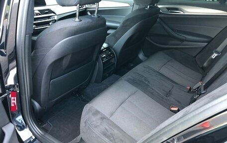 BMW 5 серия, 2017 год, 3 450 000 рублей, 10 фотография