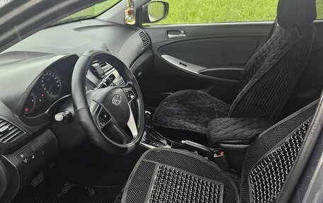Hyundai Solaris II рестайлинг, 2016 год, 830 000 рублей, 1 фотография