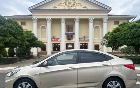Hyundai Solaris II рестайлинг, 2011 год, 750 000 рублей, 1 фотография