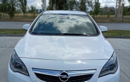 Opel Astra J, 2012 год, 949 000 рублей, 2 фотография