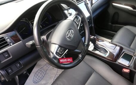 Toyota Camry, 2017 год, 2 550 000 рублей, 9 фотография