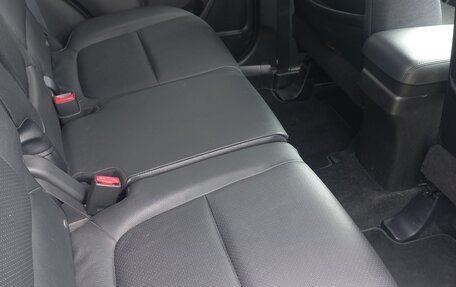 Mitsubishi Outlander III рестайлинг 3, 2015 год, 2 500 000 рублей, 16 фотография