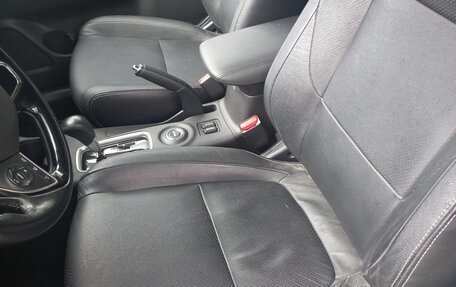 Mitsubishi Outlander III рестайлинг 3, 2015 год, 2 500 000 рублей, 13 фотография