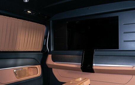 Mercedes-Benz V-Класс, 2022 год, 16 000 000 рублей, 13 фотография