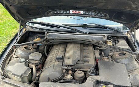 BMW 3 серия, 2003 год, 390 000 рублей, 23 фотография
