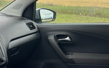Volkswagen Polo VI (EU Market), 2010 год, 950 000 рублей, 6 фотография