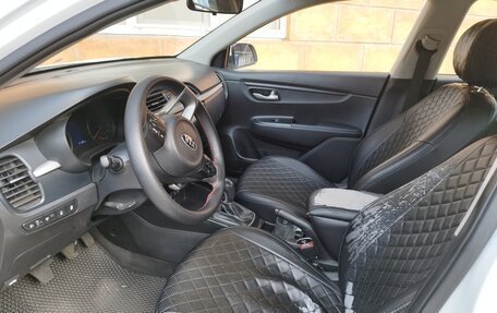 KIA Rio IV, 2018 год, 970 000 рублей, 4 фотография