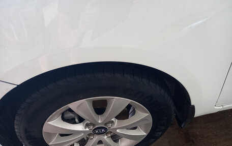 KIA Rio III рестайлинг, 2015 год, 885 000 рублей, 13 фотография
