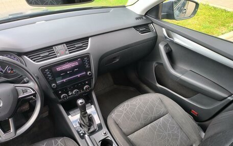 Skoda Octavia, 2019 год, 1 890 000 рублей, 21 фотография