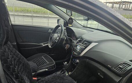 Hyundai Solaris II рестайлинг, 2016 год, 830 000 рублей, 13 фотография