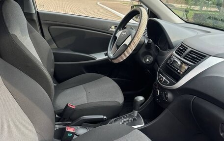 Hyundai Solaris II рестайлинг, 2011 год, 750 000 рублей, 9 фотография