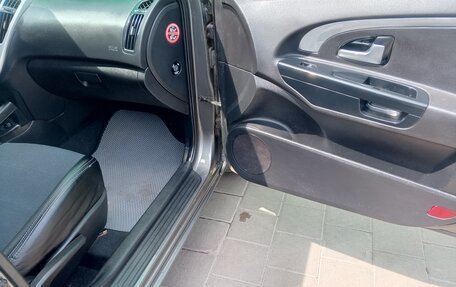 KIA cee'd I рестайлинг, 2010 год, 700 000 рублей, 4 фотография
