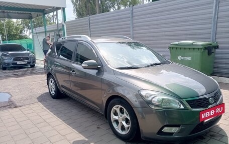 KIA cee'd I рестайлинг, 2010 год, 700 000 рублей, 6 фотография