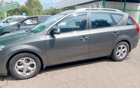 KIA cee'd I рестайлинг, 2010 год, 700 000 рублей, 7 фотография