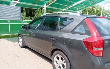 KIA cee'd I рестайлинг, 2010 год, 700 000 рублей, 10 фотография