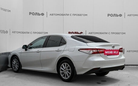 Toyota Camry, 2021 год, 2 995 000 рублей, 7 фотография