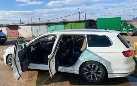 Volkswagen Passat B8 рестайлинг, 2015 год, 1 800 000 рублей, 13 фотография
