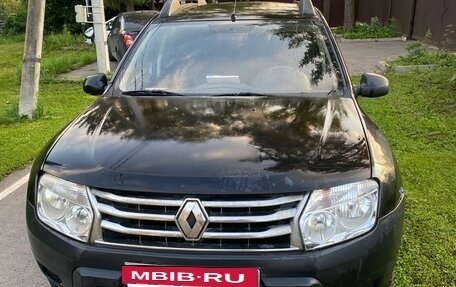 Renault Duster I рестайлинг, 2014 год, 570 000 рублей, 2 фотография