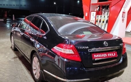 Nissan Teana, 2010 год, 870 000 рублей, 9 фотография