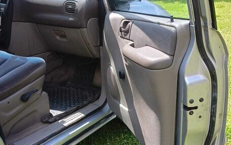 Dodge Caravan IV, 2001 год, 380 000 рублей, 18 фотография