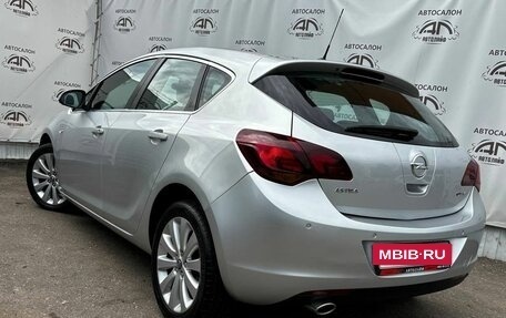 Opel Astra J, 2011 год, 799 000 рублей, 6 фотография