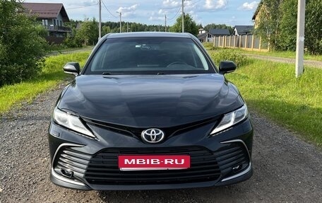 Toyota Camry, 2021 год, 3 590 000 рублей, 9 фотография