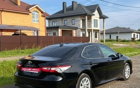 Toyota Camry, 2021 год, 3 590 000 рублей, 6 фотография