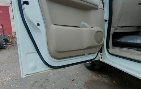 Nissan Serena II, 2003 год, 700 000 рублей, 8 фотография
