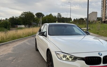 BMW 3 серия, 2013 год, 2 050 000 рублей, 2 фотография