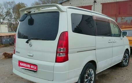 Nissan Serena II, 2003 год, 700 000 рублей, 4 фотография