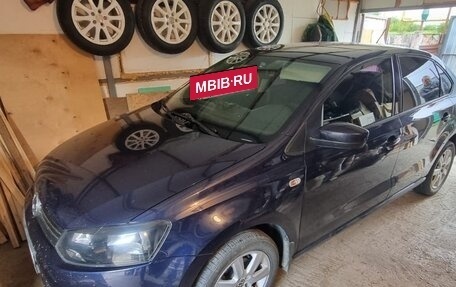 Volkswagen Polo VI (EU Market), 2014 год, 800 000 рублей, 2 фотография