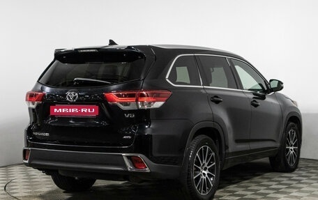 Toyota Highlander III, 2017 год, 3 179 898 рублей, 5 фотография