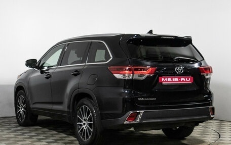 Toyota Highlander III, 2017 год, 3 179 898 рублей, 7 фотография