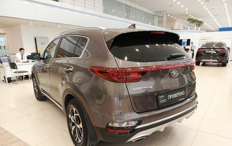 KIA Sportage IV рестайлинг, 2018 год, 1 996 000 рублей, 8 фотография