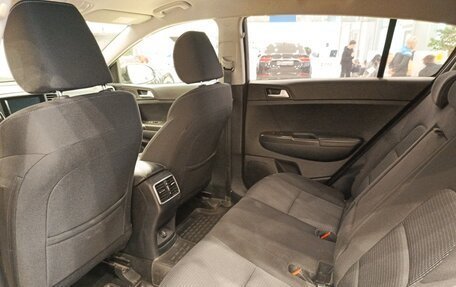 KIA Sportage IV рестайлинг, 2018 год, 1 996 000 рублей, 15 фотография