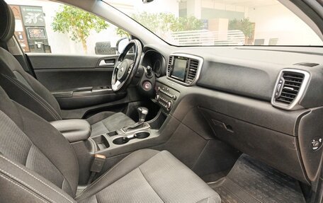 KIA Sportage IV рестайлинг, 2018 год, 1 996 000 рублей, 13 фотография
