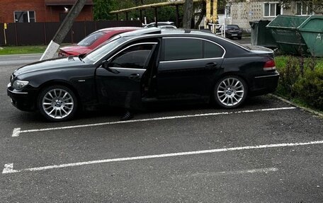BMW 7 серия, 2006 год, 1 060 000 рублей, 3 фотография