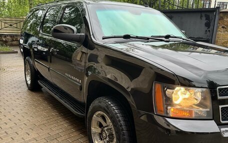 Chevrolet Suburban, 2008 год, 2 100 000 рублей, 3 фотография