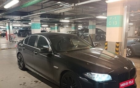 BMW 5 серия, 2014 год, 2 800 000 рублей, 2 фотография