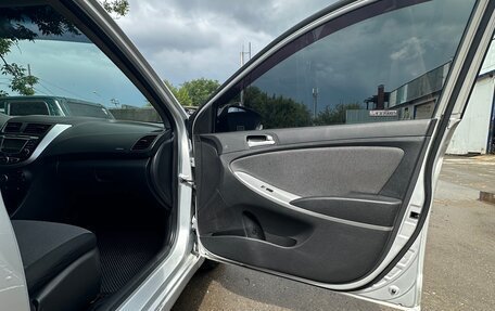 Hyundai Solaris II рестайлинг, 2012 год, 450 000 рублей, 10 фотография