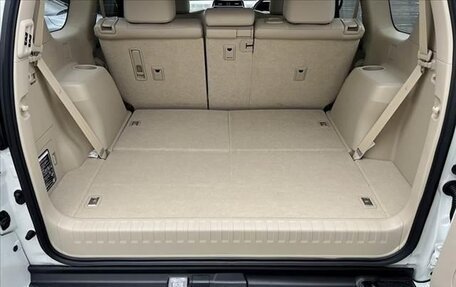 Toyota Land Cruiser Prado 150 рестайлинг 2, 2023 год, 4 655 000 рублей, 16 фотография