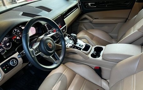 Porsche Cayenne III, 2018 год, 6 970 000 рублей, 7 фотография