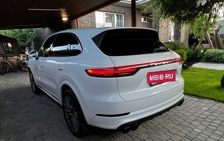 Porsche Cayenne III, 2018 год, 6 970 000 рублей, 4 фотография