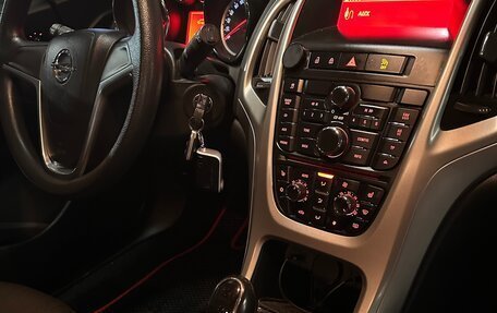 Opel Astra J, 2011 год, 700 000 рублей, 12 фотография